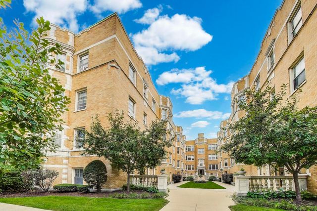 243 Washington Boulevard 3A, Oak Park, IL 60302