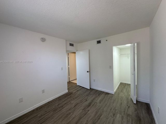 17602 NW 25th Ave 304, Miami Gardens, FL 33056