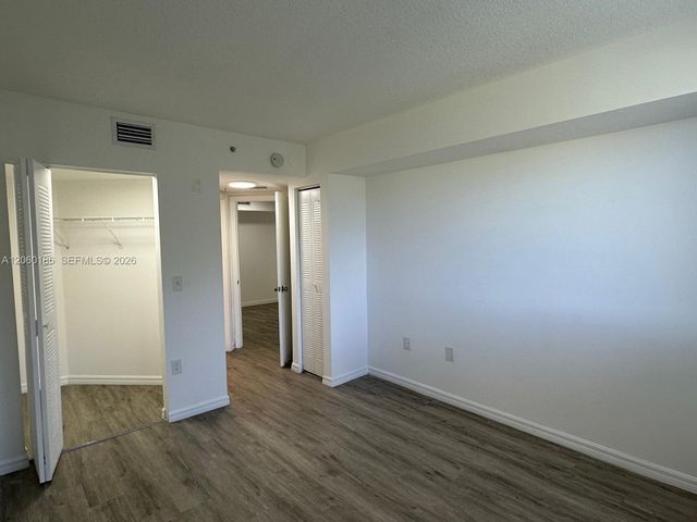 17602 NW 25th Ave 304, Miami Gardens, FL 33056