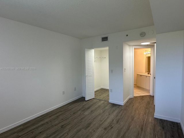 17602 NW 25th Ave 304, Miami Gardens, FL 33056