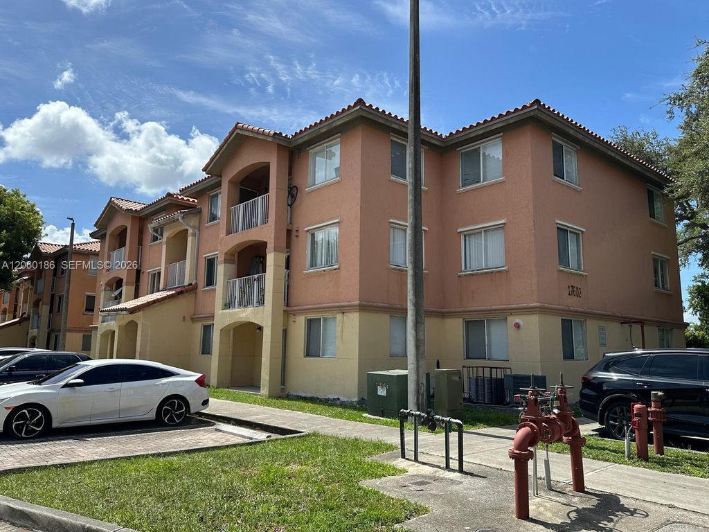17602 NW 25th Ave 304, Miami Gardens, FL 33056