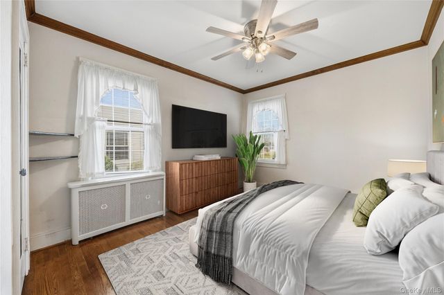 135 Fairfield Avenue, Mineola, NY 11501