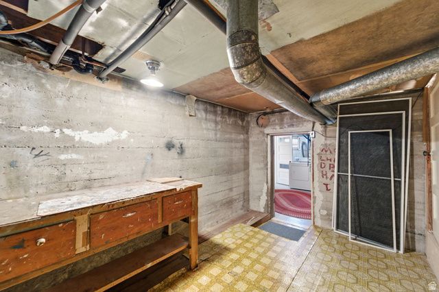 10306 S APEX RD, Copperton, UT 84006