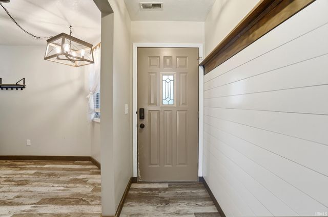 111 Autumn Hills Drive, Avilla, IN 46710