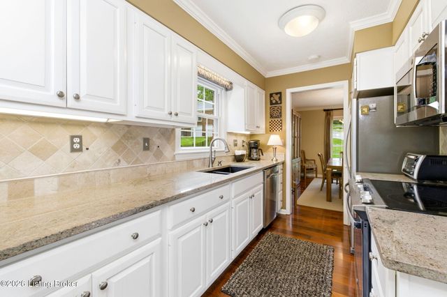 13200 Cherry Tree Ct, Prospect, KY 40059