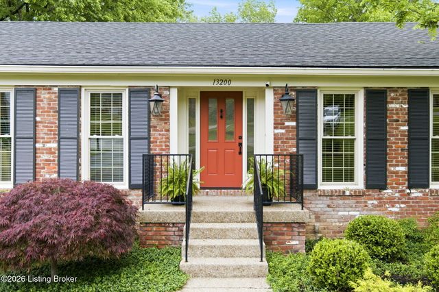 13200 Cherry Tree Ct, Prospect, KY 40059