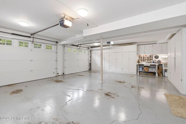 13200 Cherry Tree Ct, Prospect, KY 40059