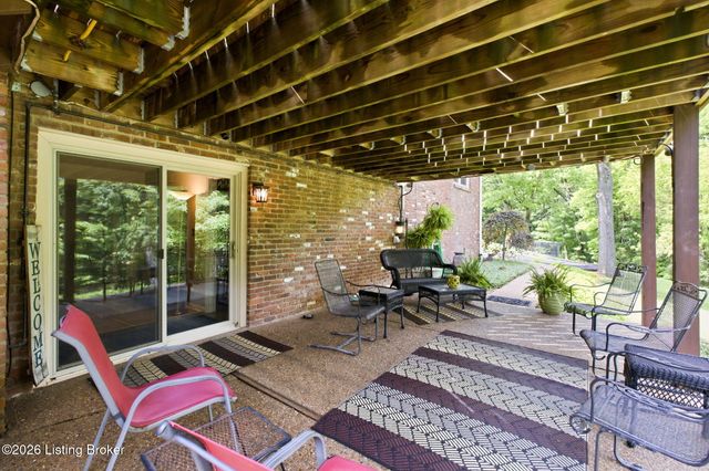 13200 Cherry Tree Ct, Prospect, KY 40059
