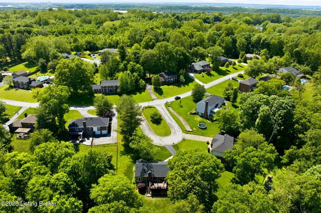 13200 Cherry Tree Ct, Prospect, KY 40059