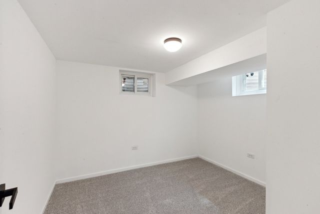 6709 W Menominee Parkway, Palos Heights, IL 60463