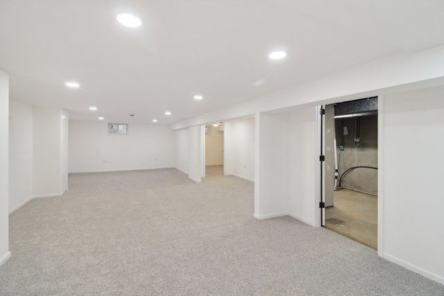 6709 W Menominee Parkway, Palos Heights, IL 60463