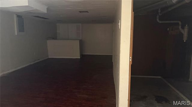 1525 Westmont Place, St Louis, MO 63130