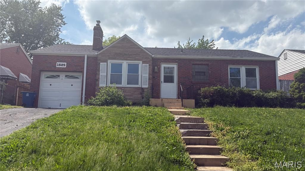 1525 Westmont Place, St Louis, MO 63130