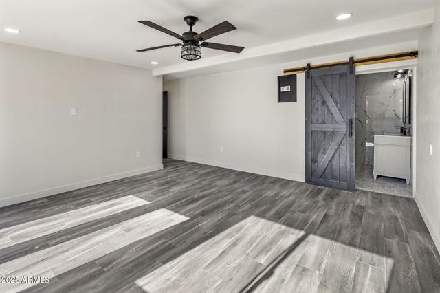 2501 E CAMPBELL Avenue, Phoenix, AZ 85016