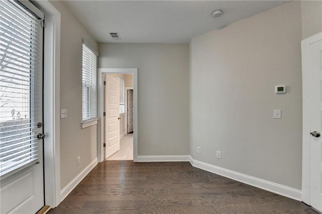 595 Broadview NE Place, Atlanta, GA 30324