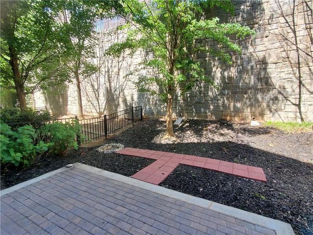 595 Broadview NE Place, Atlanta, GA 30324