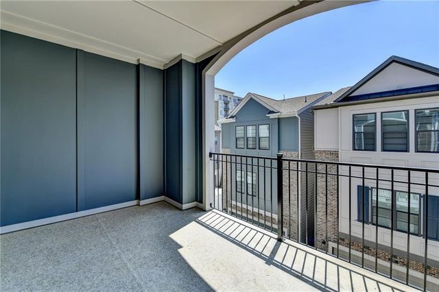 595 Broadview NE Place, Atlanta, GA 30324