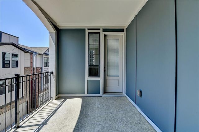 595 Broadview NE Place, Atlanta, GA 30324