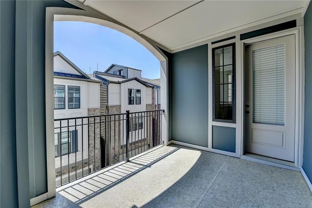 595 Broadview NE Place, Atlanta, GA 30324