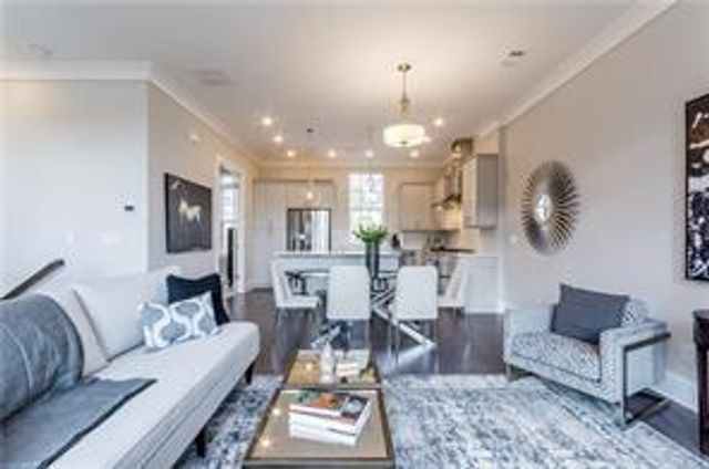 595 Broadview NE Place, Atlanta, GA 30324