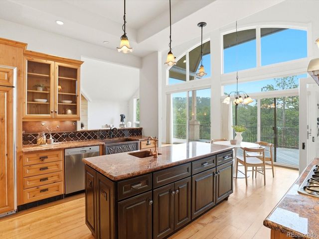 25070 Montane Drive, Golden, CO 80401