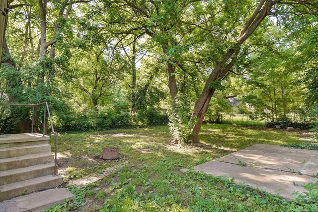 800 W Central Street, Springfield, MO 65802