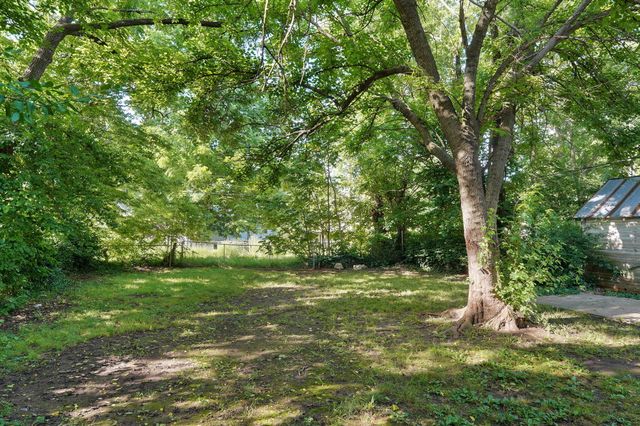 800 W Central Street, Springfield, MO 65802