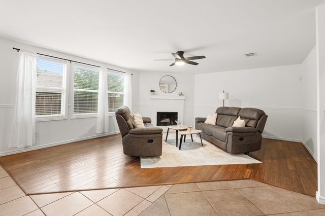 2815 Lonesome Trail, Denton, TX 76210