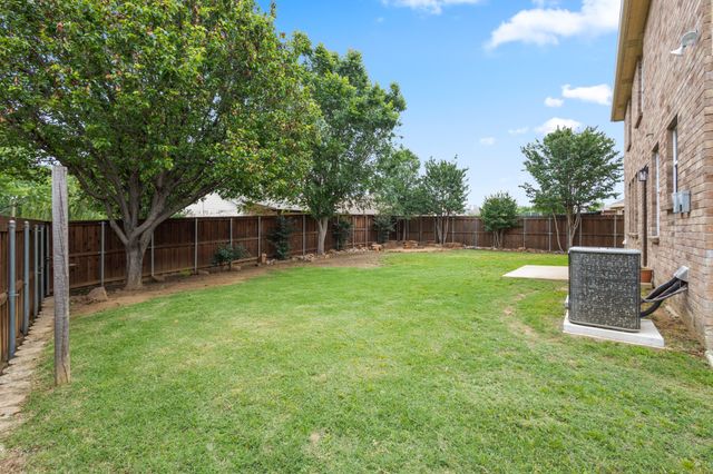 2815 Lonesome Trail, Denton, TX 76210