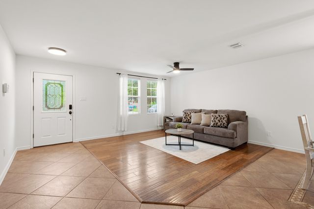 2815 Lonesome Trail, Denton, TX 76210