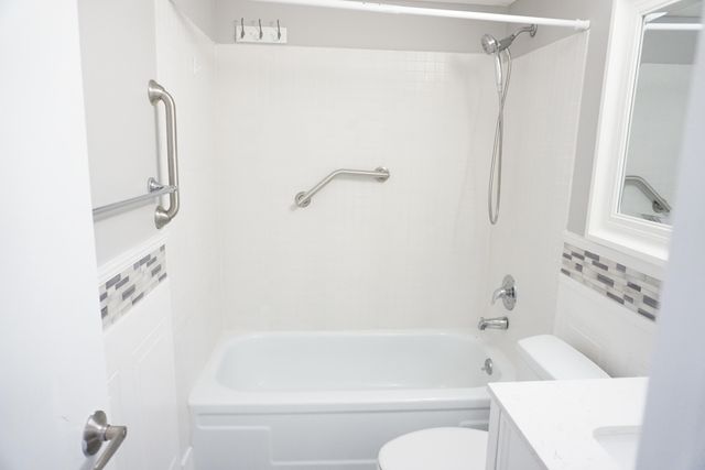 294 Chatham O, West Palm Beach, FL 33417