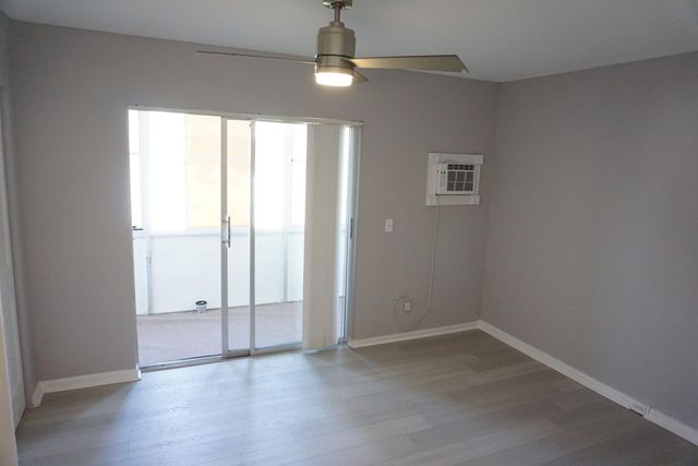 294 Chatham O, West Palm Beach, FL 33417