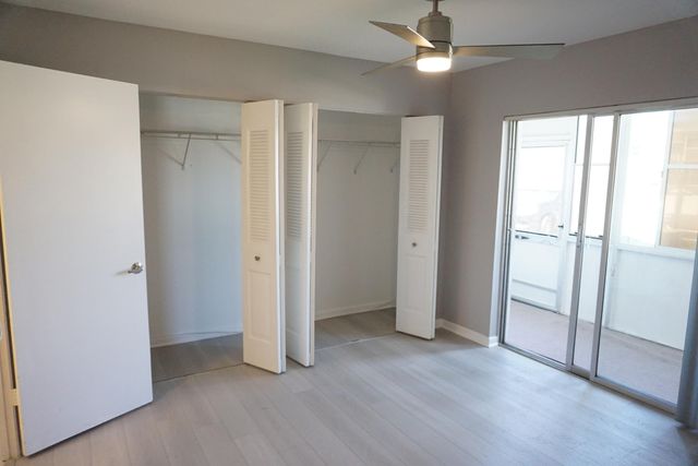 294 Chatham O, West Palm Beach, FL 33417