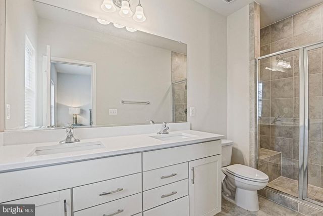 815 SAWBACK SQ NE, Leesburg, VA 20176