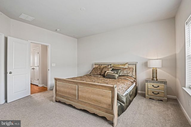 815 SAWBACK SQ NE, Leesburg, VA 20176