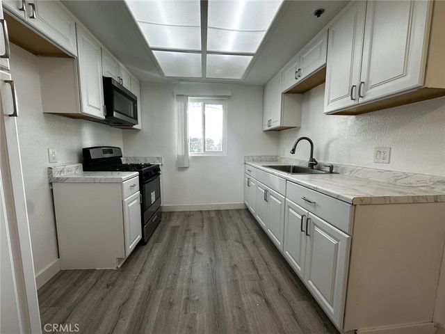 710 W Washington, Santa Ana, CA 92706