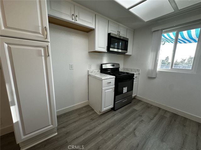 710 W Washington, Santa Ana, CA 92706