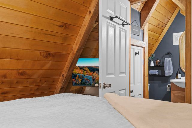 51 Debbie Lane, Stanton, KY 40380