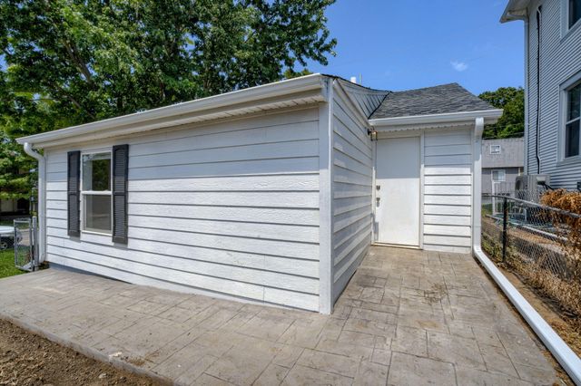 553 MILL Street, Council Bluffs, IA 51503