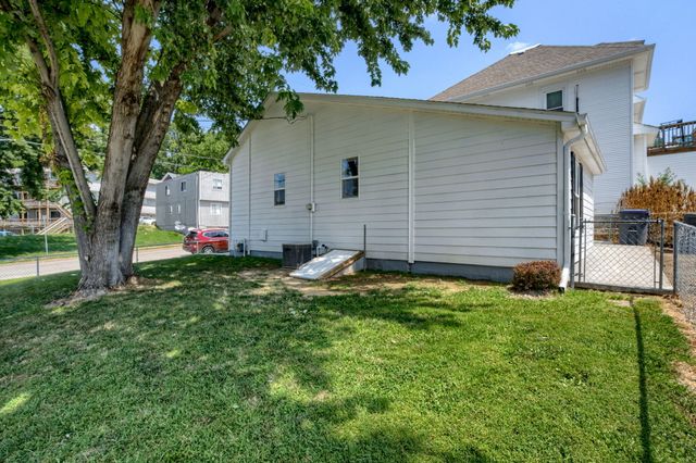 553 MILL Street, Council Bluffs, IA 51503