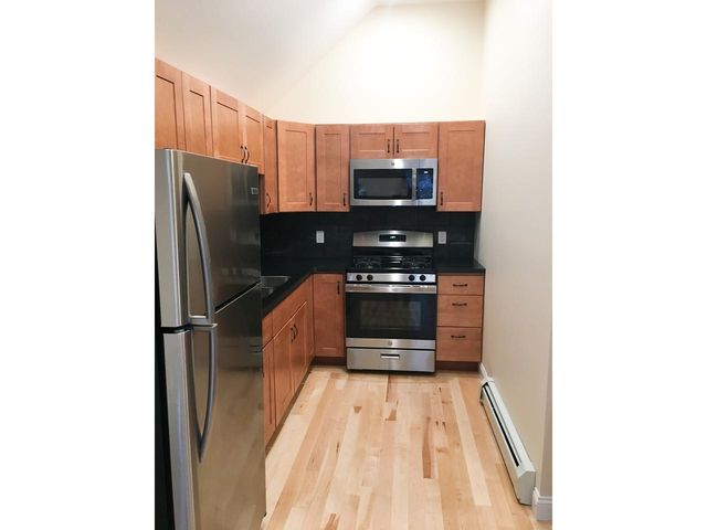 33-35 Intervale Avenue, Burlington, VT 05401