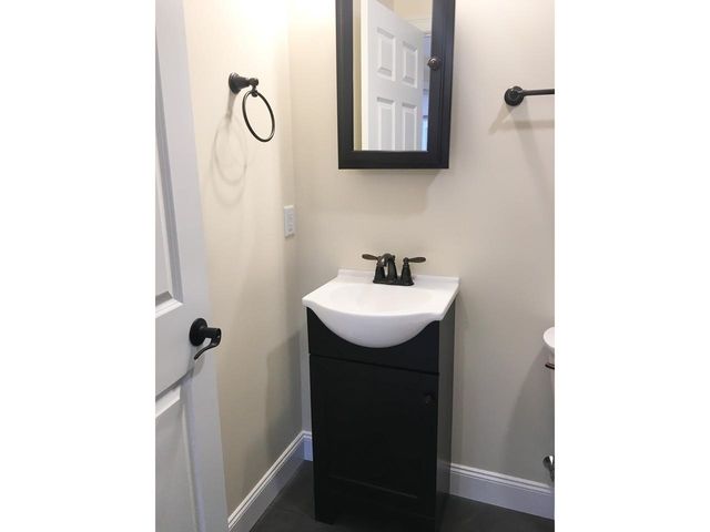 33-35 Intervale Avenue, Burlington, VT 05401