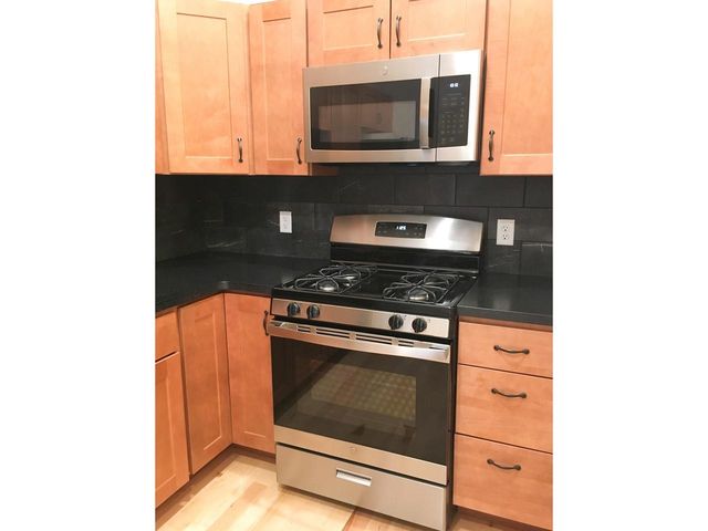 33-35 Intervale Avenue, Burlington, VT 05401