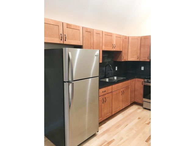 33-35 Intervale Avenue, Burlington, VT 05401