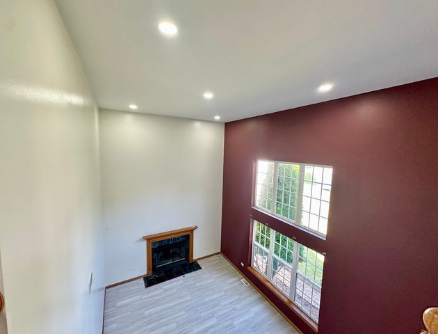 4520 W Lawn Avenue, Waukegan, IL 60055