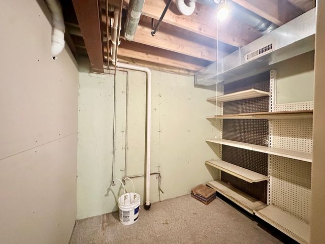 4520 W Lawn Avenue, Waukegan, IL 60055