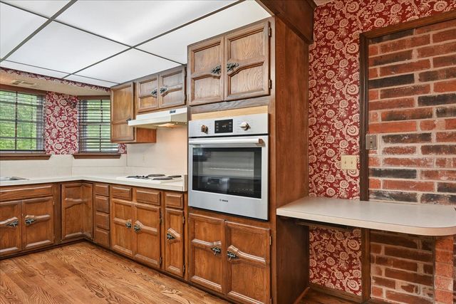 6915 E 78th Place, Tulsa, OK 74133