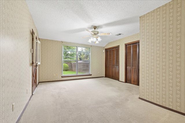 6915 E 78th Place, Tulsa, OK 74133