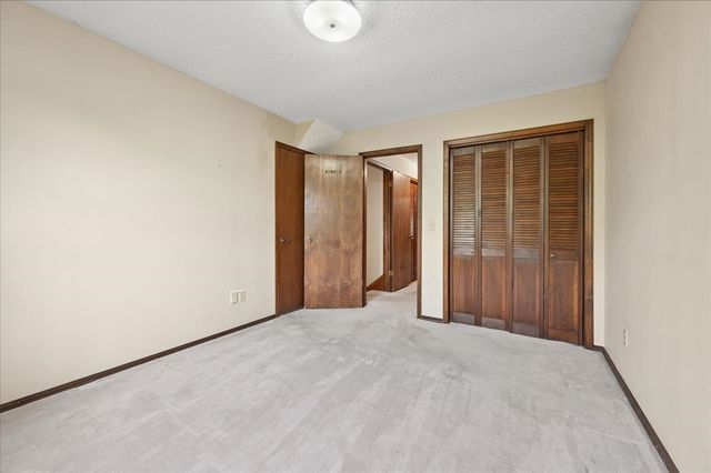 6915 E 78th Place, Tulsa, OK 74133