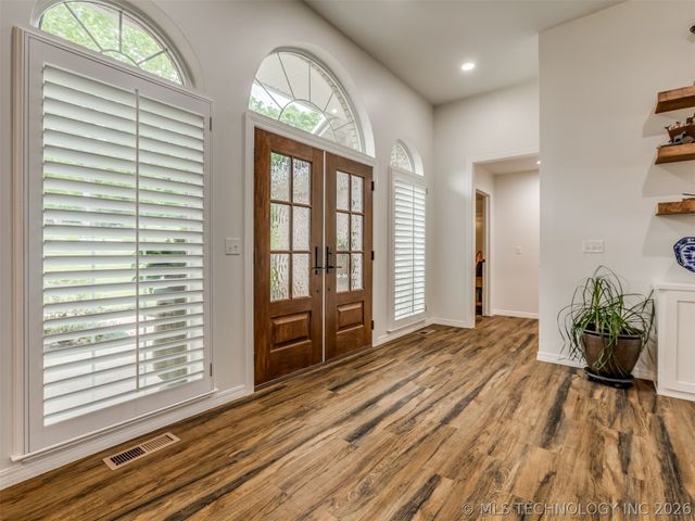 73018 Whispering Oaks Drive, Wagoner, OK 74467